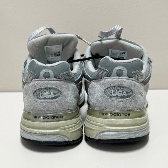 New Balance Women's 993 Heritage Size 9.5 Wide 2E Made in USA Grey WR993GL - Picture 6 of 7